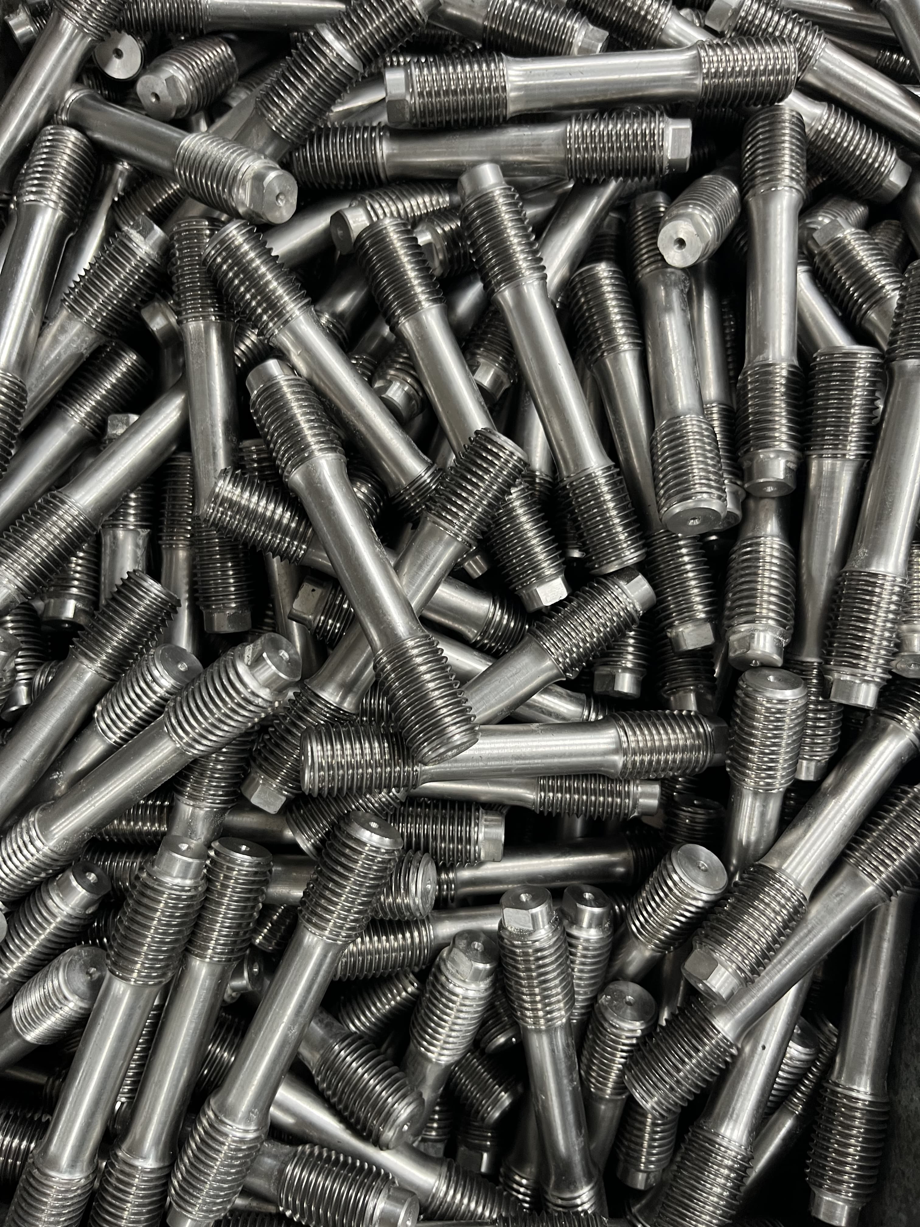 A453 660 Stud Bolt 2